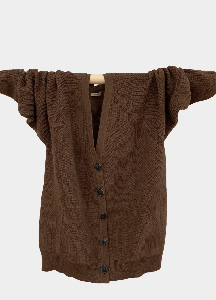 venta de stock | calma cardigan chocolate