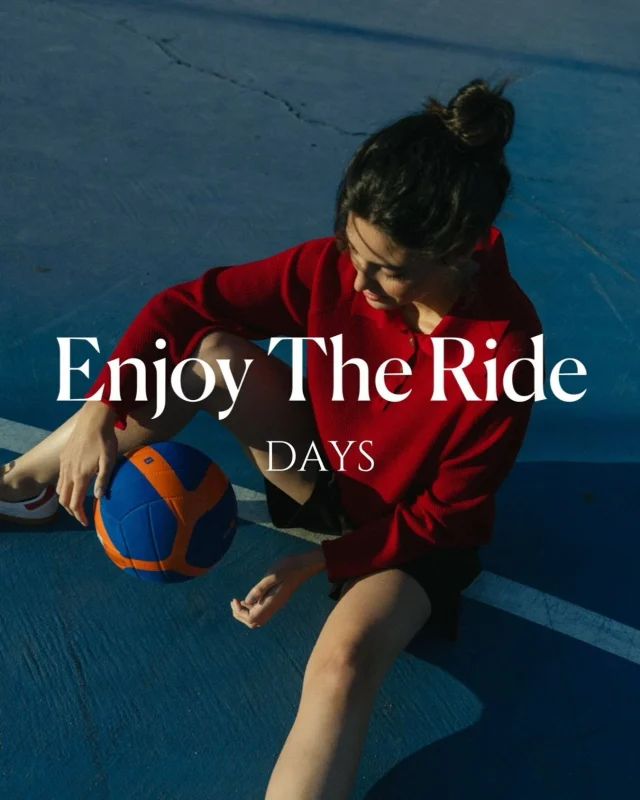 💫Desde hoy y hasta el domingo a las 23.59, toda la colección ENJOY THE RIDE (y las unidades que quedan de la ReEdición de octubre) tendrán un 15% de descuento. 
.
Como todos los años, llegan nuestros DAYS.
.
Counting Clouds es una marca pequeña, defendiendo una forma de consumo diferente. Con precios ya ajustados al coste de las prendas, producidas en España de manera sostenible y con materiales de primera calidad. Los #EnjoyTheRide DAYS son la oportunidad para agradeceros vuestro apoyo y cariño siempre.
.
El 5% de todas las ventas de estos días se donará al Banco de Alimento
