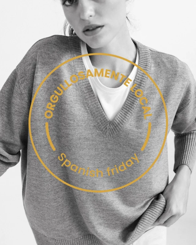 @spanish.friday es un movimiento que busca valorar y resaltar la calidad y la excelencia de los productos hechos en España, concienciando sobre la importancia del consumo de proximidad.
.
✨Counting Clouds se suma a ella junto a más de quinientas marcas, y durante todo el día de hoy con el código SPANISHFRIDAY tendréis un 15% de descuento en toda la web
*menos en los complementos que quedan en la tienda online
.
Siempre estoy orgullosa de nuestra producción local, desde nuestros talleres artesanos pasando por las fornituras, etiquetas y hasta las bolsitas de tela en las que enviamos los pedidos. Todo producido lentamente aquí.

#SpanishFriday #OrgullososDeLoNuestro #NuestroViernes